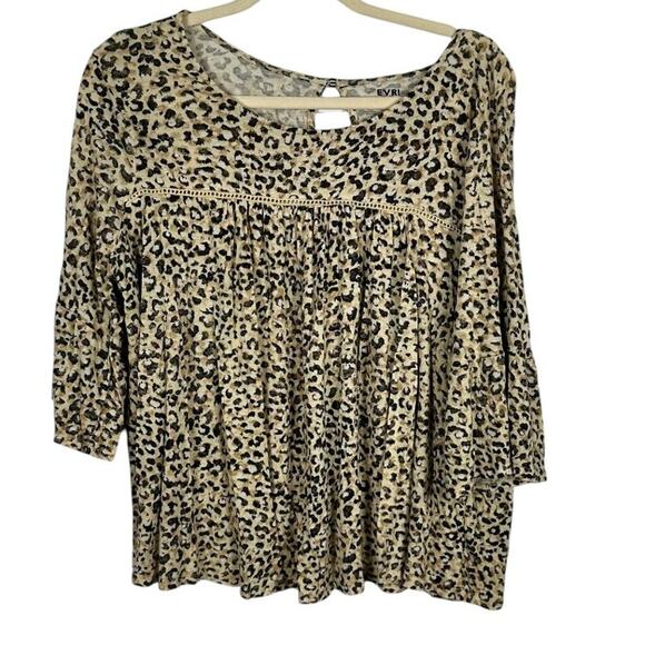 EVRI Tops - EVRI Animal Print Babydoll Style Top Size 0X